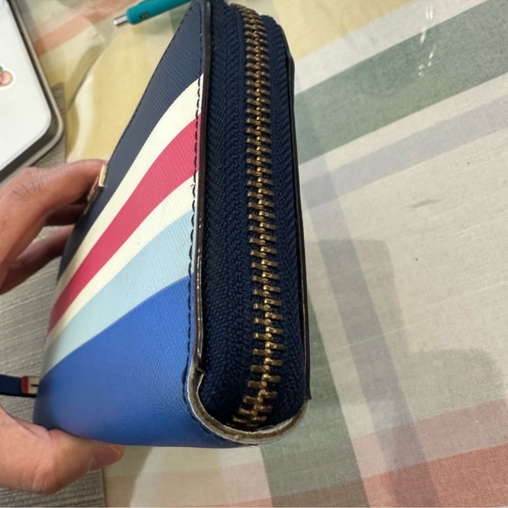 Kate Spade Laurel Way Neda Continental Striped Wallet - Picture 4 of 11